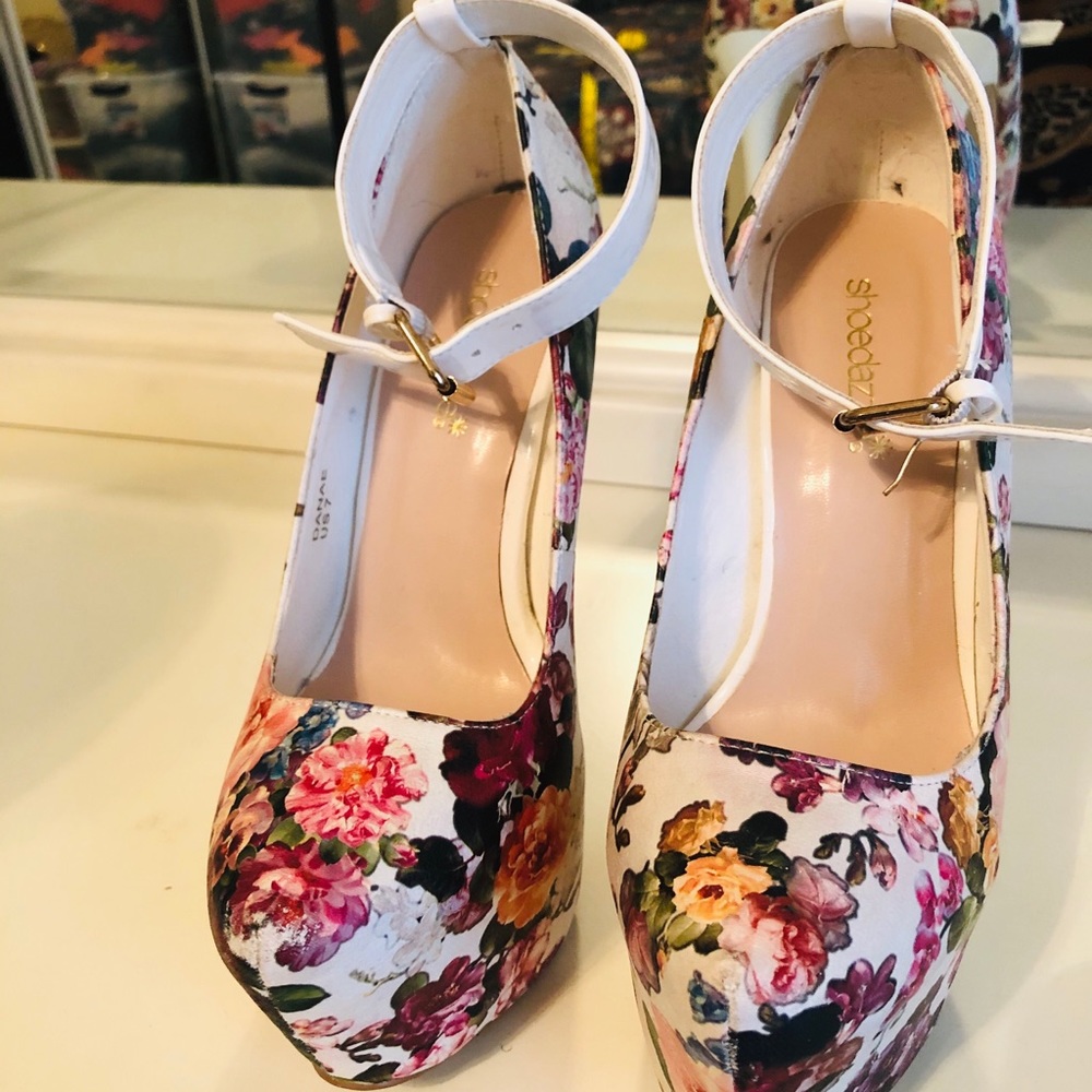 Madison heel shoe by shoedazzle size 7 - Picture 2 of 8